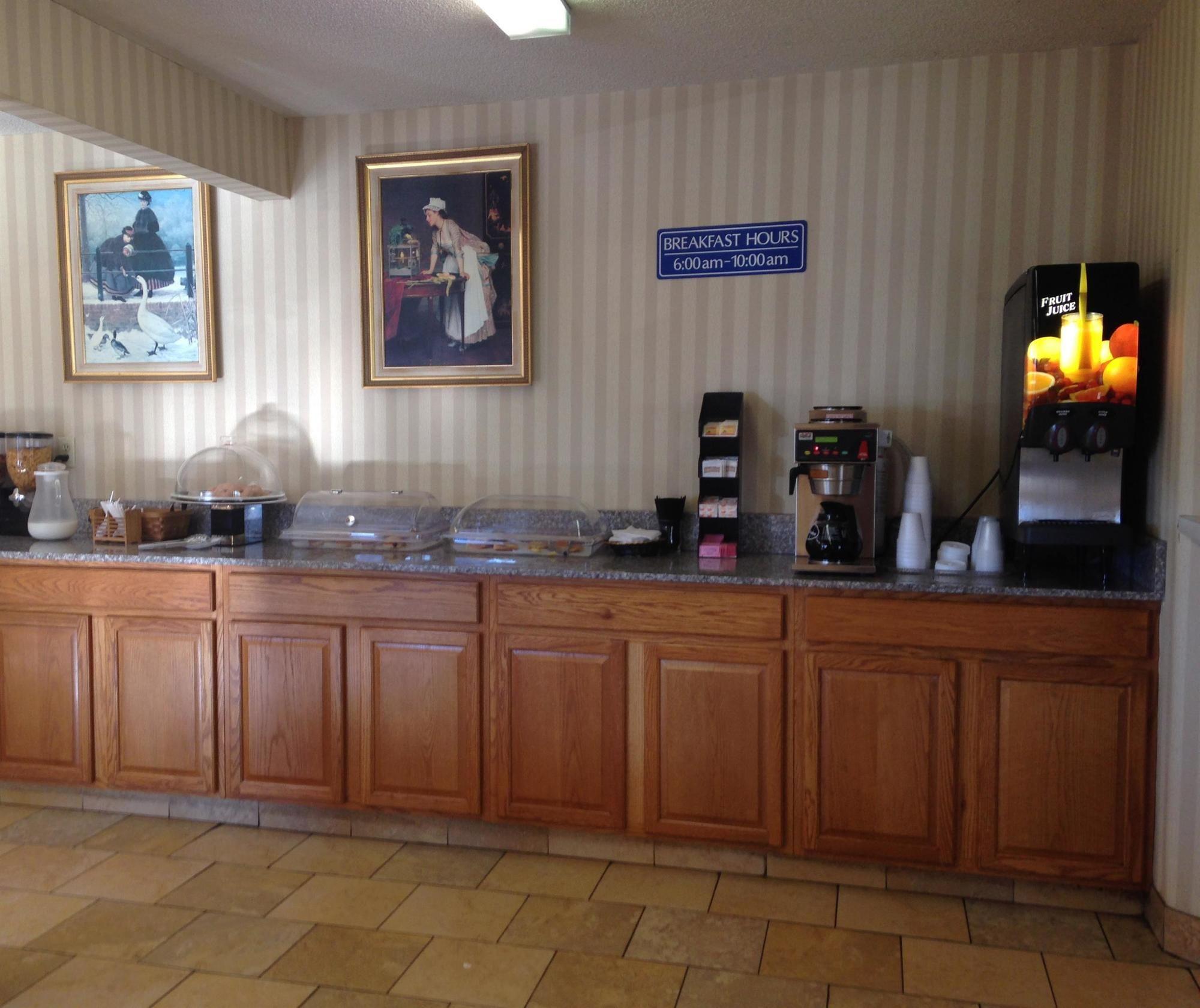 Rodeway Inn Columbus Exterior foto